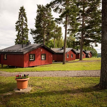 First Camp Froesoen-Oestersund Екстер'єр фото