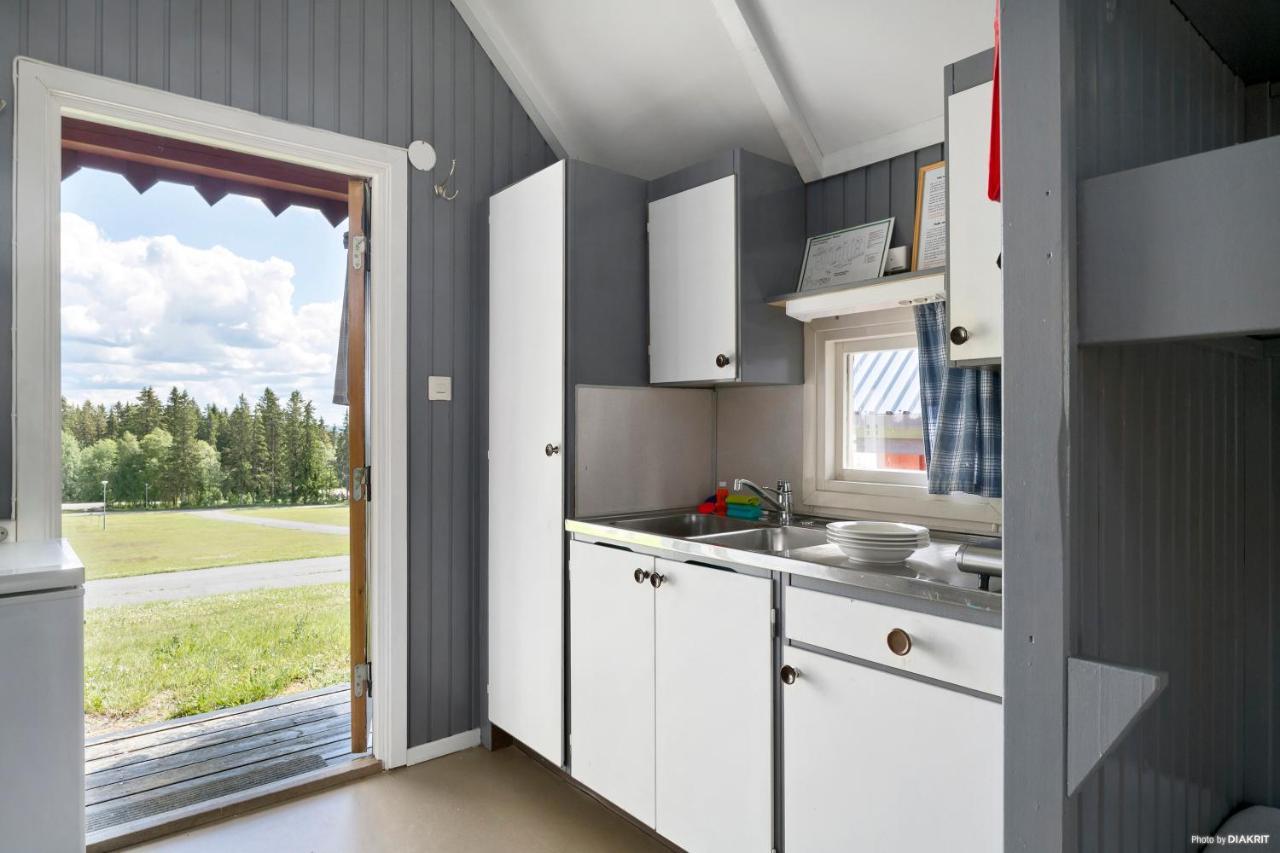 First Camp Froesoen-Oestersund Екстер'єр фото