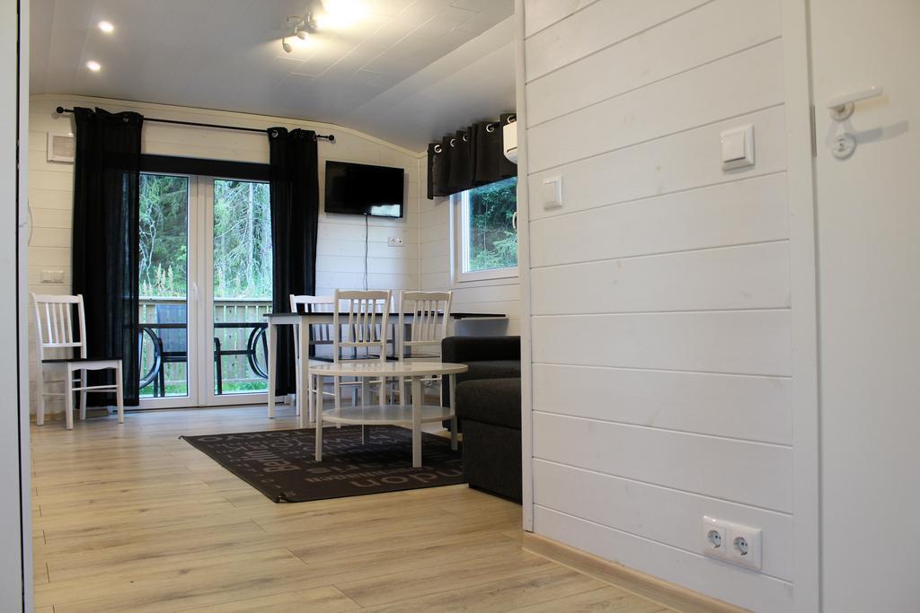 First Camp Froesoen-Oestersund Екстер'єр фото