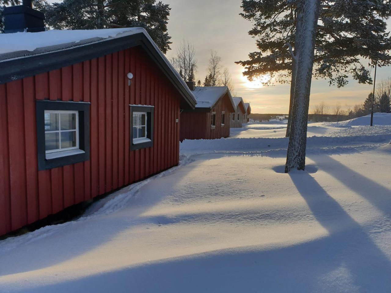 First Camp Froesoen-Oestersund Екстер'єр фото